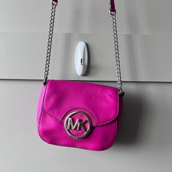Michael Kors Handbags - Michael Kors Fulton Small Pebble Leather Flap Crossbody Bag Purse Pink Silver